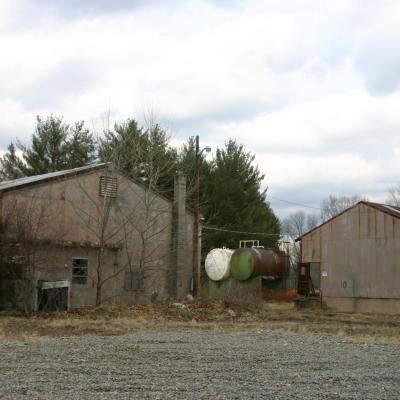 Abandoned Colloid Chemical Company— Cedar Knolls Road— photo 2006