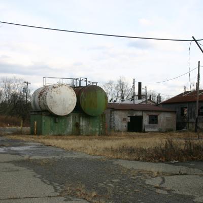 Abandoned Colloid Chemical Company— Cedar Knolls Road— photo 2006